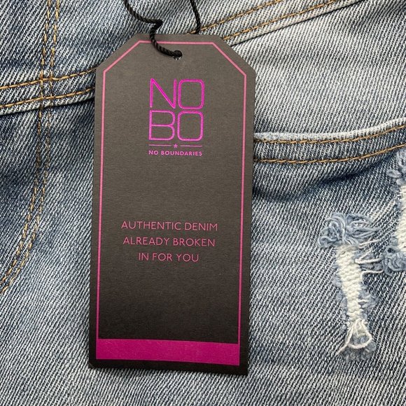 No Boundaries JR Women's High Rise Cuffed Capri Jeans Size 7 Lt Wash - Picture 4 of 9